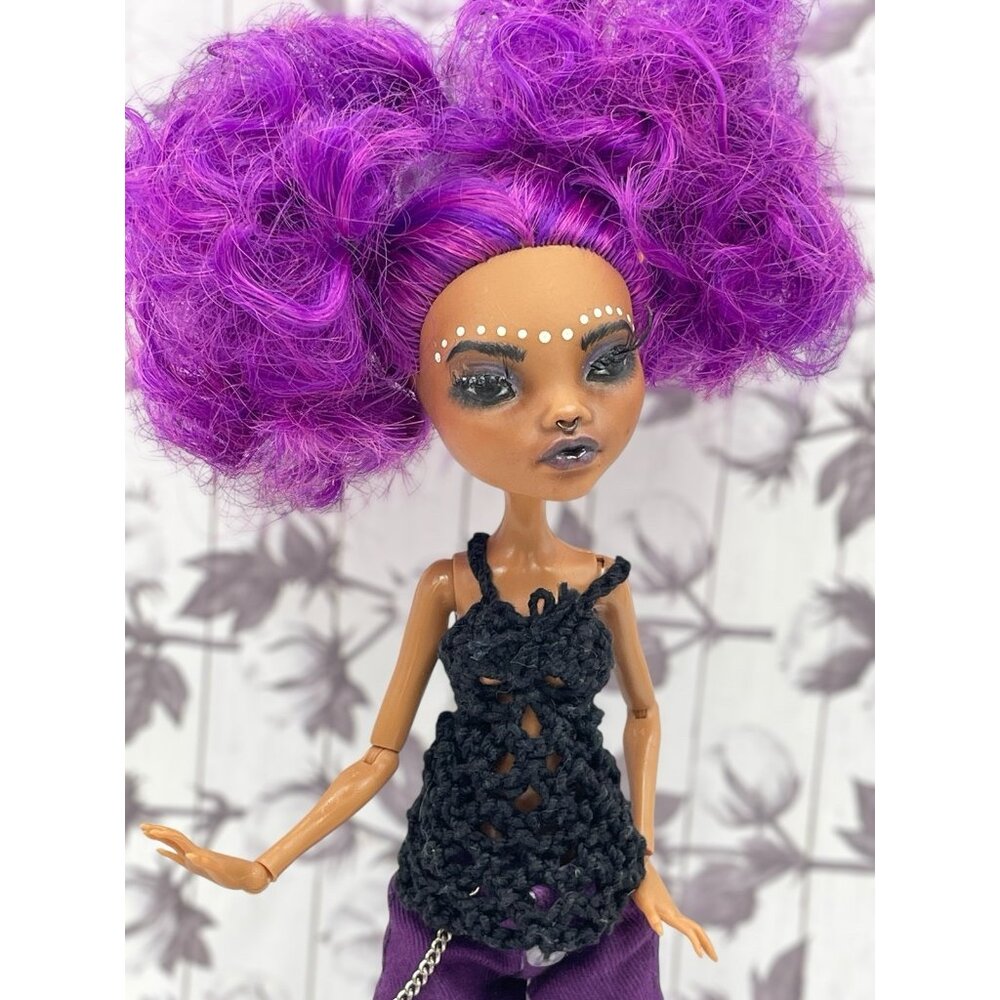 Custom Clawdeen Wolf OOAK Monster High Doll Afro- Puff - Picture 7 of 9